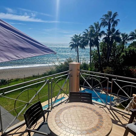 Exclusive Beachfront Penthouse Almayate Alto المظهر الخارجي الصورة