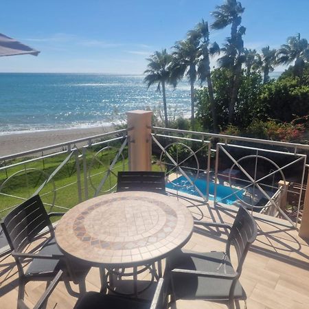 Exclusive Beachfront Penthouse Almayate Alto المظهر الخارجي الصورة